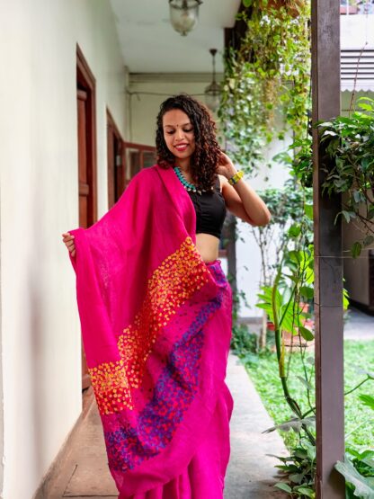 Calyz Pink Linen Saree with Collage Technique - Image 7